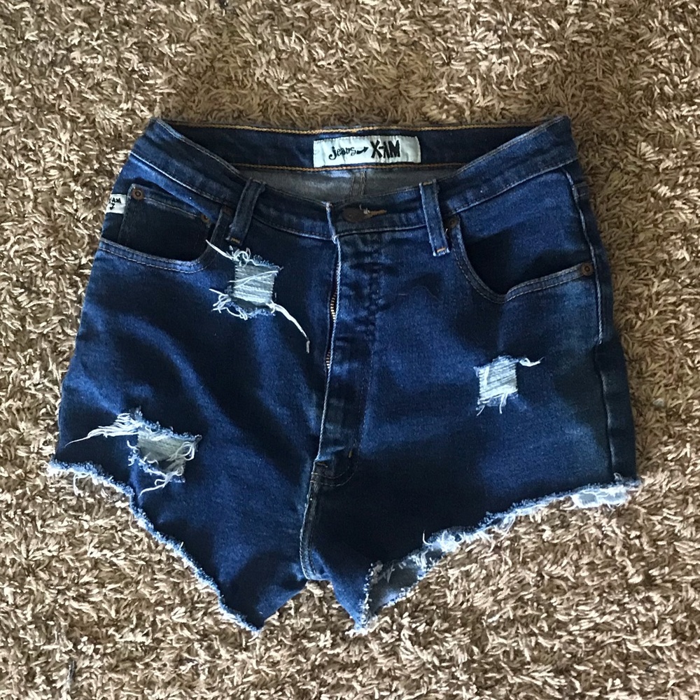 • Distressed Denim Shorts •